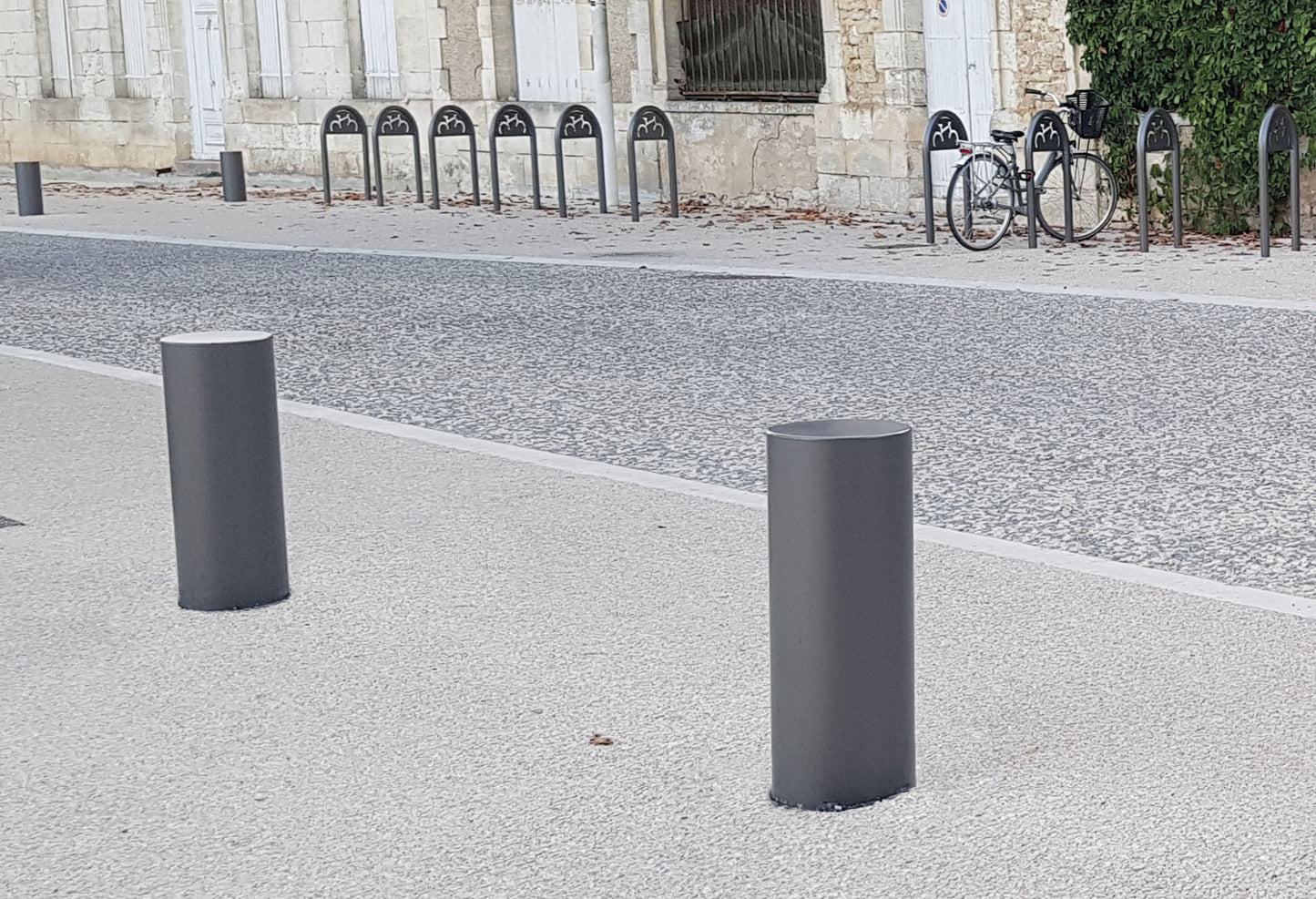 Barcelona Steel Bollard in Grey