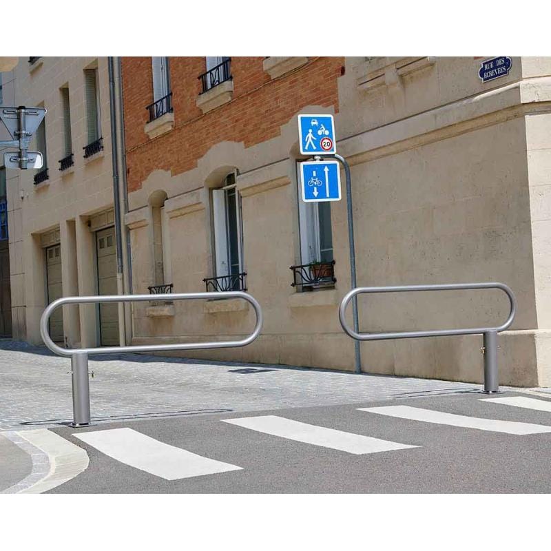 City Hoop Swivel Barrier