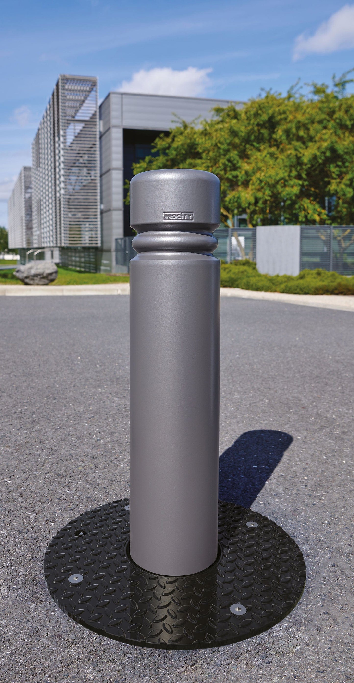 Cityscape Direct Province City Retractable Steel Bollard
